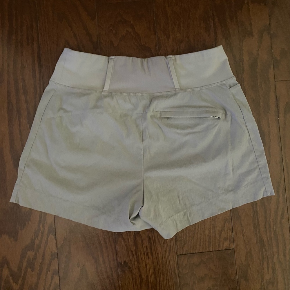 ATHLETA Beige Trekkie North Shorts - Picture 2 of 3